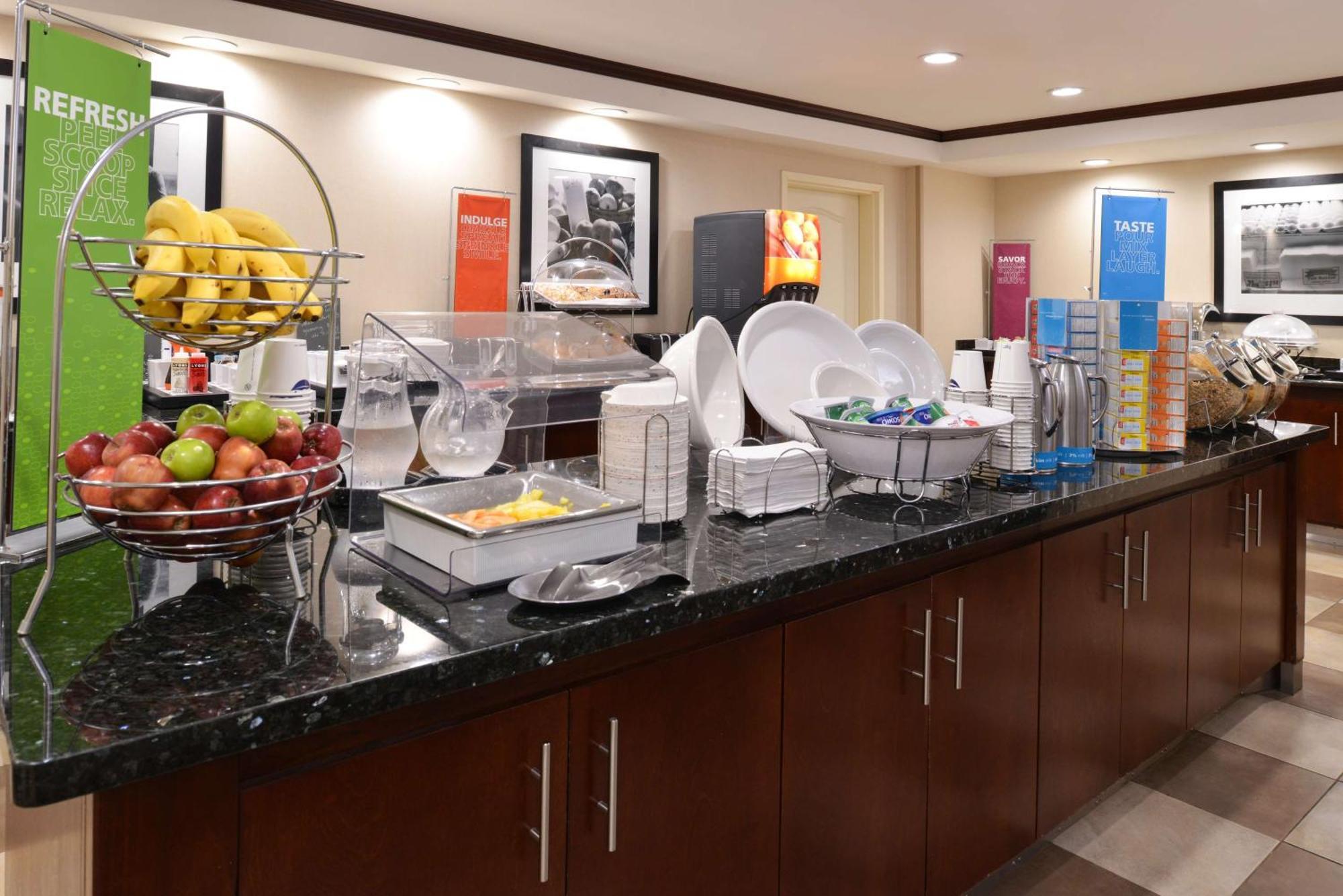 Hampton Inn אלפיין מראה חיצוני תמונה