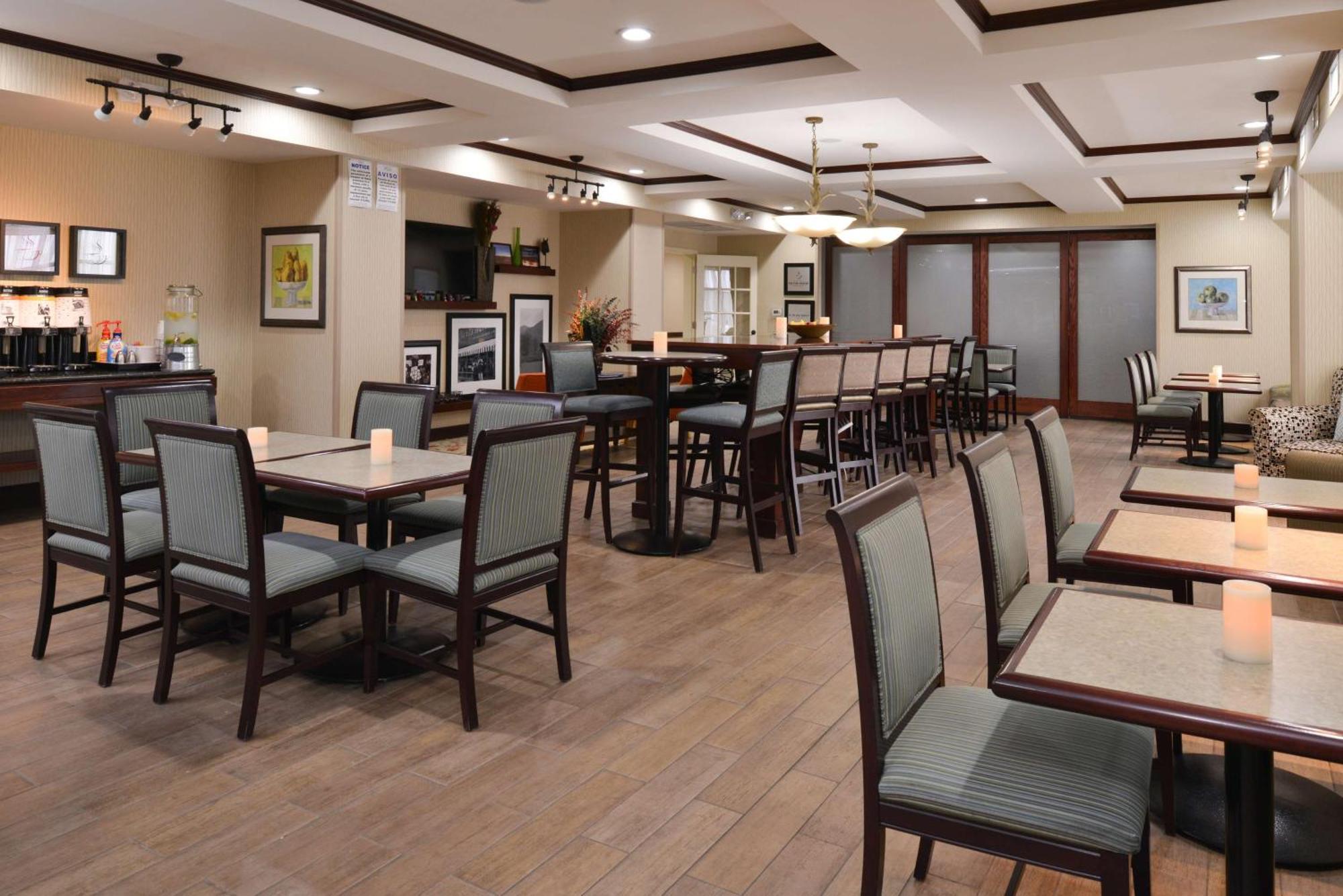 Hampton Inn אלפיין מראה חיצוני תמונה