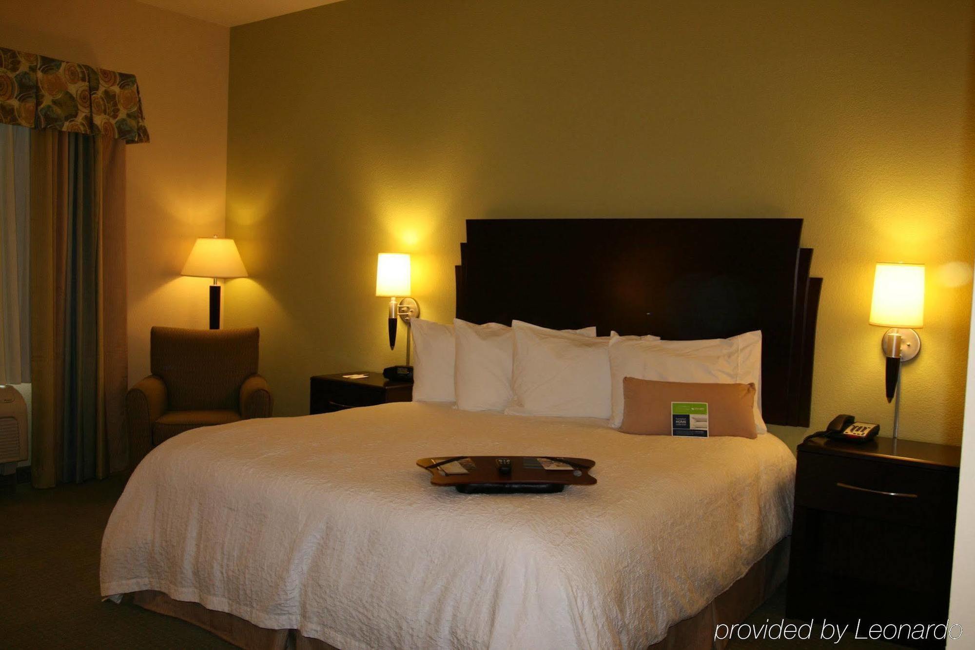 Hampton Inn אלפיין חדר תמונה